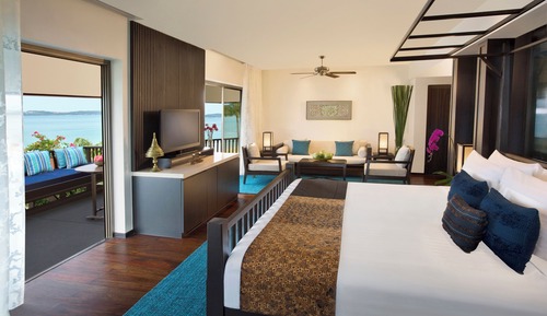 Luxury Beach Front View Suite