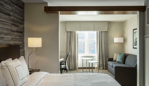 Estudio, 1 cama de matrimonio grande con sofá cama