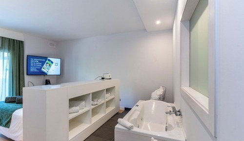 Habitación Deluxe doble, bañera de hidromasaje
