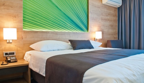 Suite for 4+2 - Plaza Hotel
