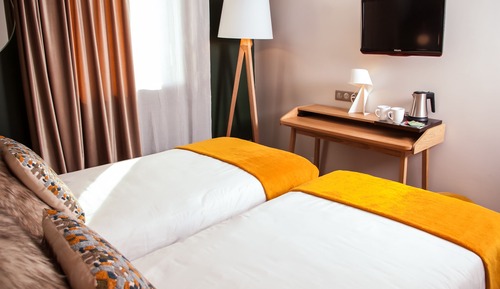 Habitación clásica con 2 camas individuales