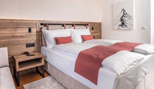 Habitación estándar con 2 camas individuales, balcón
