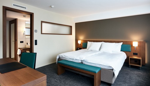 Suite, balcón, junto al lago