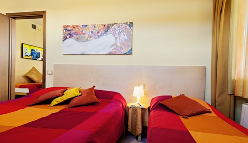 Suite familiar