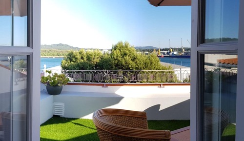 Suite, terraza, vistas al río