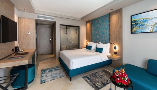 Habitación Business, varias camas