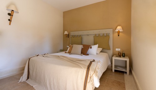 Habitación doble, vistas al jardín (Sharing Pool - AD)