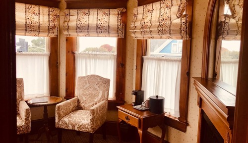 Suite exclusiva, 1 cama de matrimonio, vistas parciales al mar