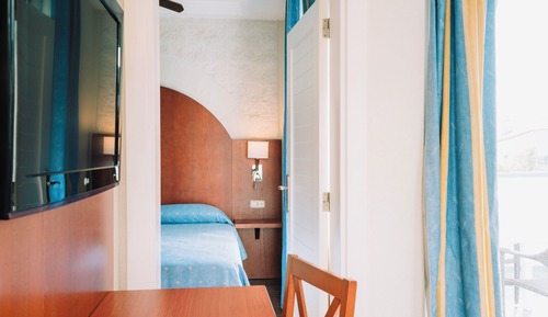 Habitación estándar con 2 camas individuales