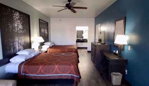 Habitación estándar, 2 camas de matrimonio, fumadores