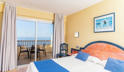 Apartamento superior (2 adults and 2 children)
