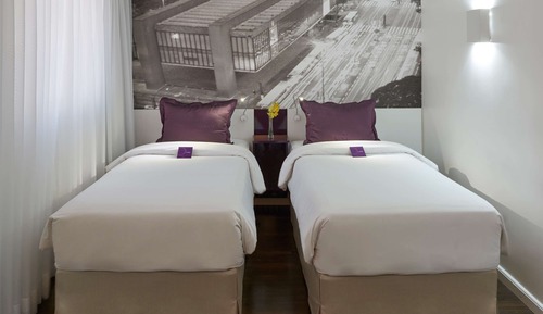 Habitación superior, 2 camas individuales, balcón