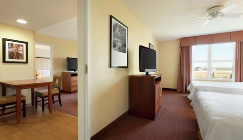 Suite, 1 cama de matrimonio grande, accesible para personas con discapacidad (Mobility & Hearing)