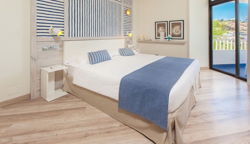 Suite sénior, balcón