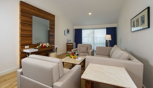 Jacuzzi Suite