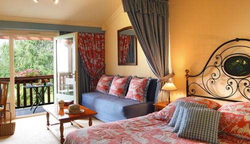 Habitación familiar, balcón