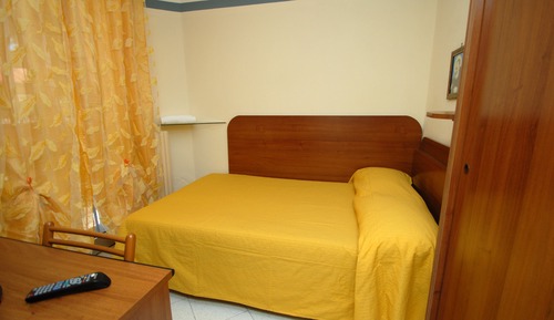 Habitación individual, baño privado, planta baja