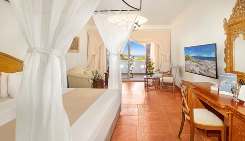 Prestige Deluxe Queen or Twin Room - Sea View