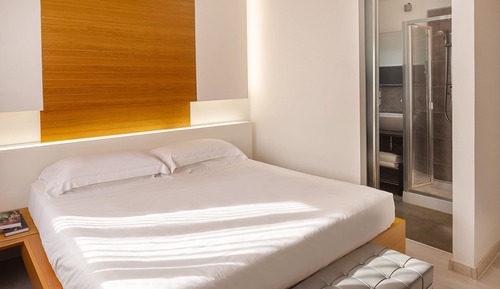 Habitación superior con 1 cama doble o 2 individuales
