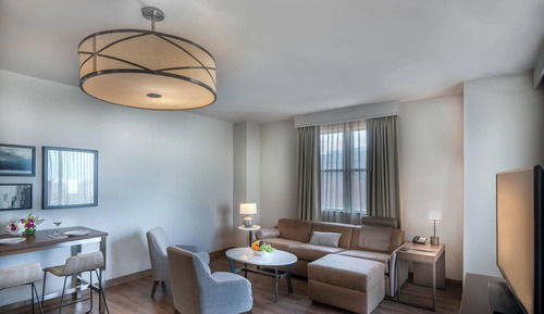 Suite ejecutiva, 1 habitación, no fumadores (Mobility/Hearing Accessible, Tub)