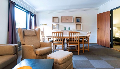 Suite junior, 1 cama doble, no fumadores (Separate Living Room)