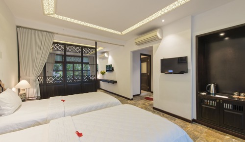Habitación familiar, vistas al jardín