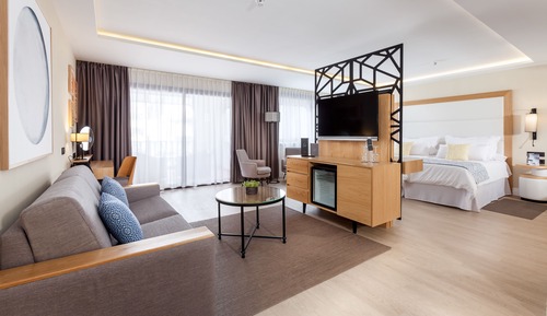 Suite (2 adultos + 2 niños)