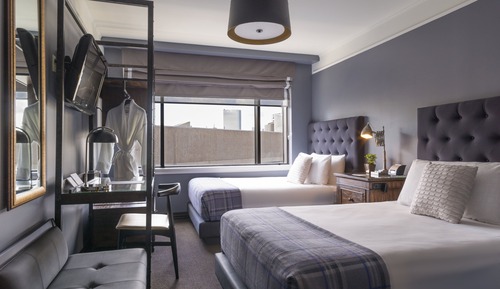 Habitación Deluxe, 2 camas dobles (2 Pax)
