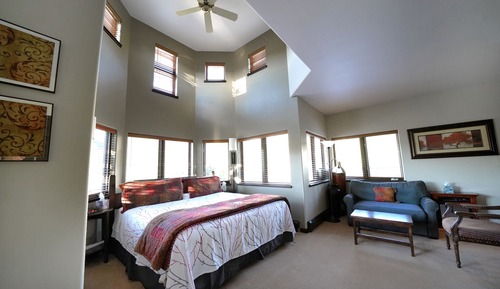 Habitación superior, 1 cama de matrimonio grande con sofá cama, vistas a la montaña