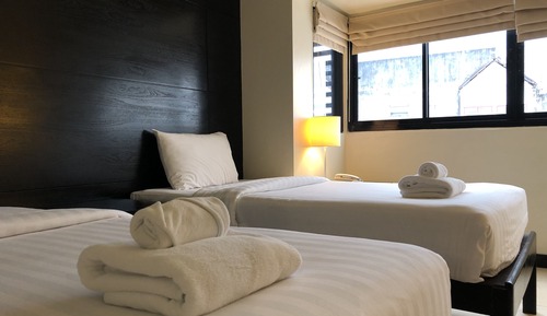 Habitación superior con 1 cama doble o 2 individuales