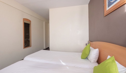 Habitación estándar con 2 camas individuales