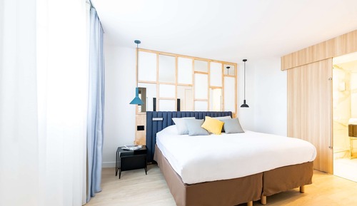 Suite junior, 1 cama de matrimonio con sofá cama
