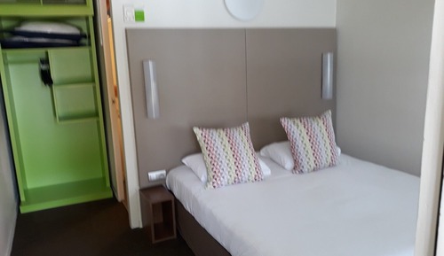 Next Generation, Habitación, 1 cama doble