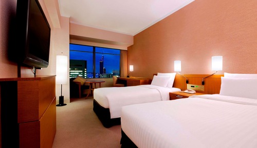 Habitación (Twin Hilton Guestroom)