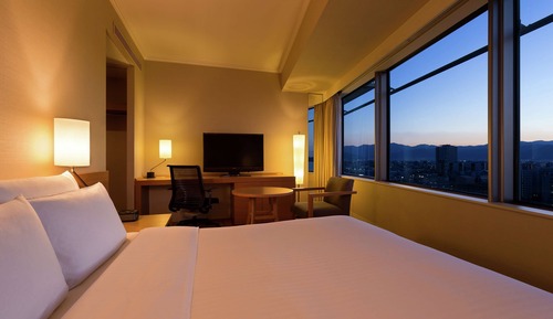 Habitación (Double Hilton Guestroom)
