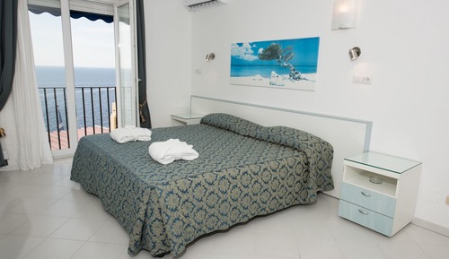 Habitación superior, vistas al mar