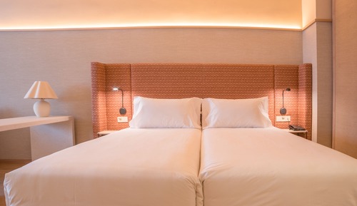 Habitación clásica con 2 camas individuales