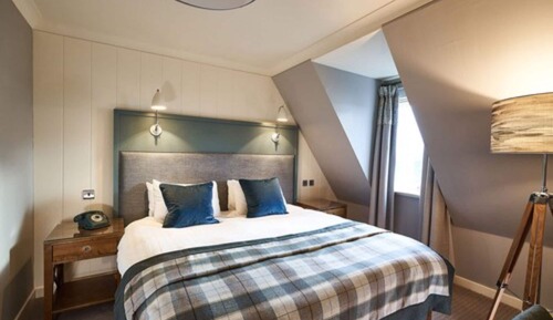 Petite Double Room