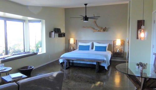 Suite estudio, cocina básica, vistas a la montaña