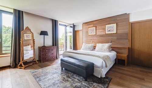 Suite Luxe Vue Montagnes à la Maison des Ecureuils (annexe)