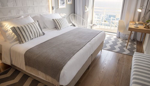 Habitación superior, balcón, vistas al mar