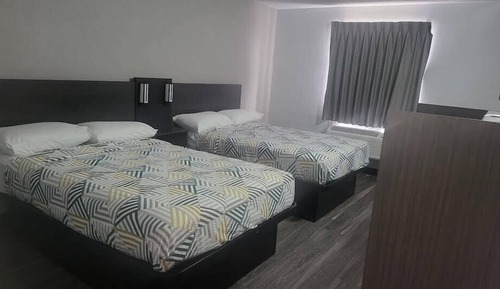 Habitación estándar, 2 camas dobles, no fumadores