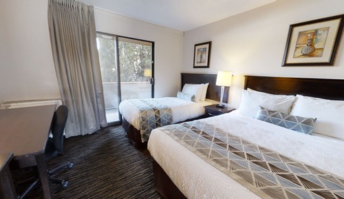 2 Queens with 1 Single Bed (Non-Pet friendly)