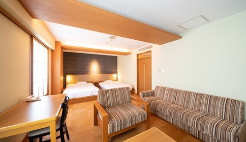 Suite familiar, no fumadores (No Cleaning, Eco Plan)