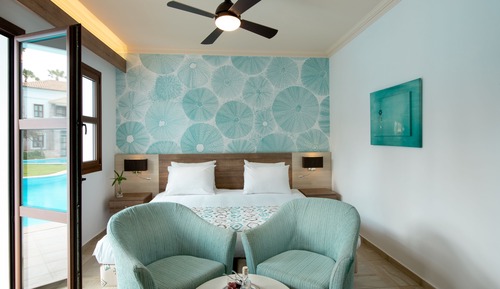 Double Bungalow VIP Premium Sharing Pool