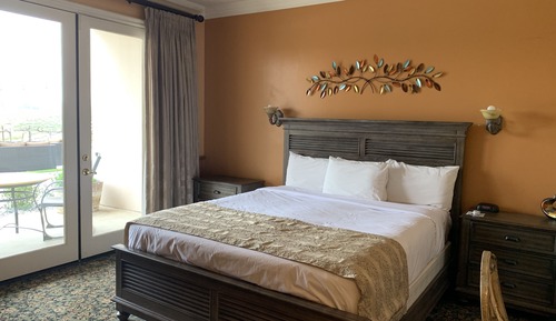 Habitación estándar, baño privado (King Vineyard View Room)