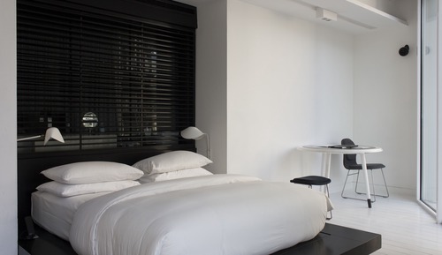 Habitación, en esquina