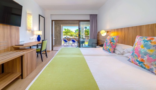 Habitación doble superior, vistas al jardín