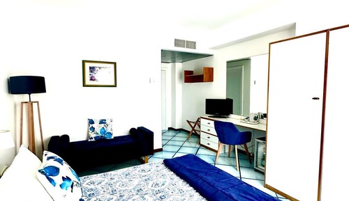 Habitación con 1 cama doble o 2 individuales, balcón, vistas al mar