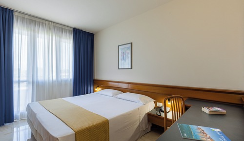 Habitación estándar doble, en la zona del jardín